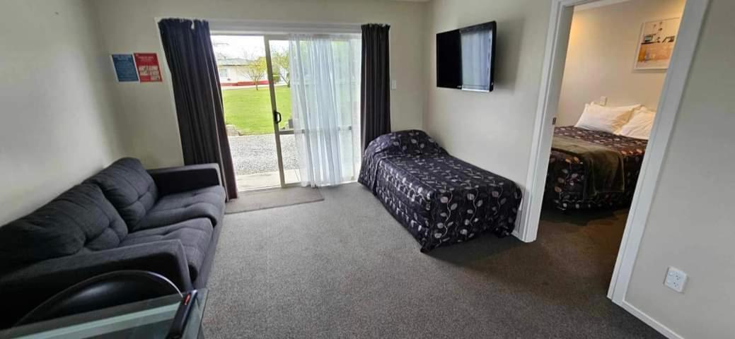 Sunnydays Motel Gisborne Esterno foto